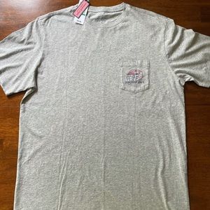 Men’s L Vineyard Vines pocket Lacrosse Tshirt BNWT